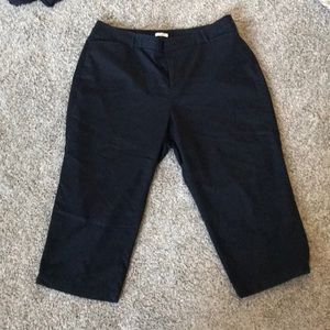 Docker’s Women’s dress capris